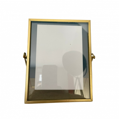 Porte menu avec vitre contour doré