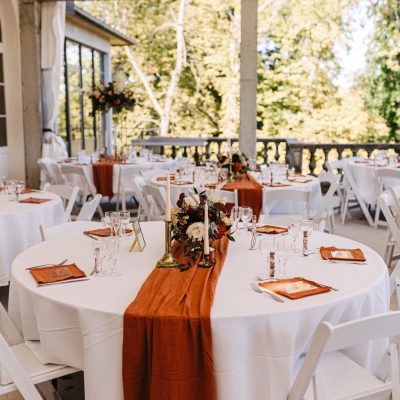 Chemins de table et serviettes